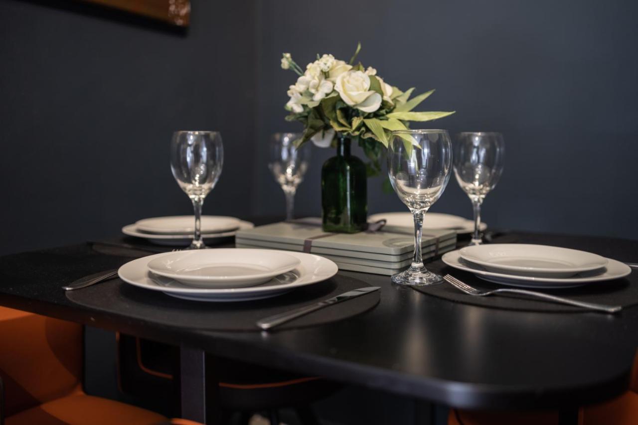 Boutique Family Apartment In Celebrity Village. Barnt Green Luaran gambar